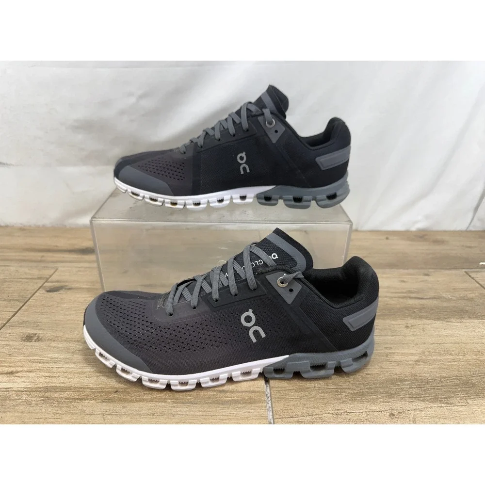 On Cloudflow Running Shoes Mens 8.5 Shadow Rock Grey Low Top 35.99238